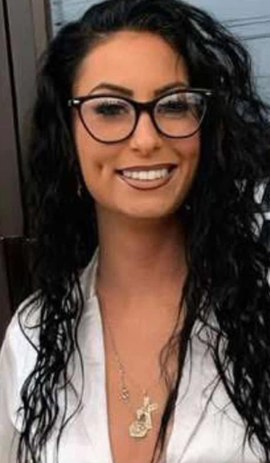 STAFF LESLIE 270 X 463.jpg